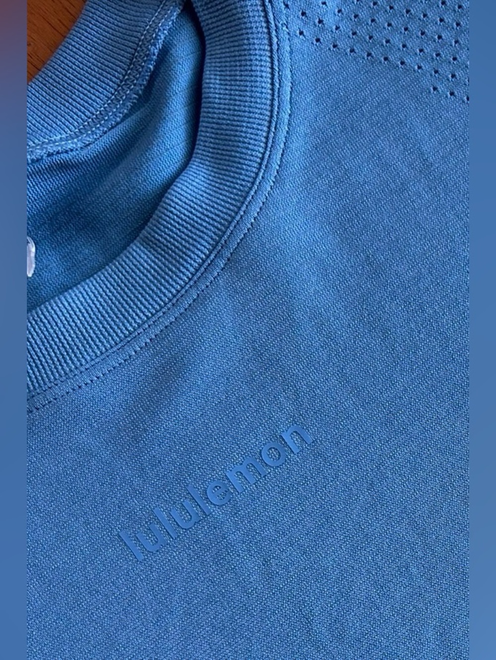 🍋Lululemon Crop Top Size 8